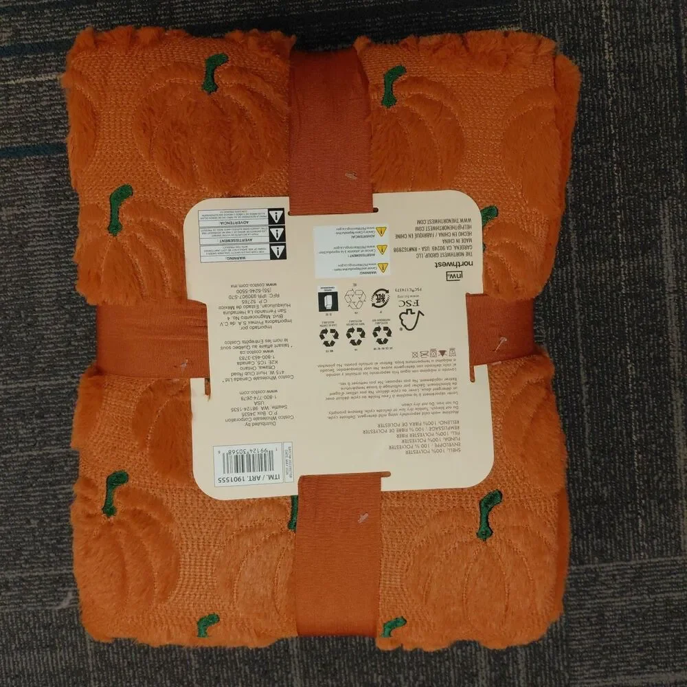 NWT SAME DAY SHIP! VIRAL TIK TOK COSTCO FAUX FUR HALLOWEEN FALL THROW PUMPKIN